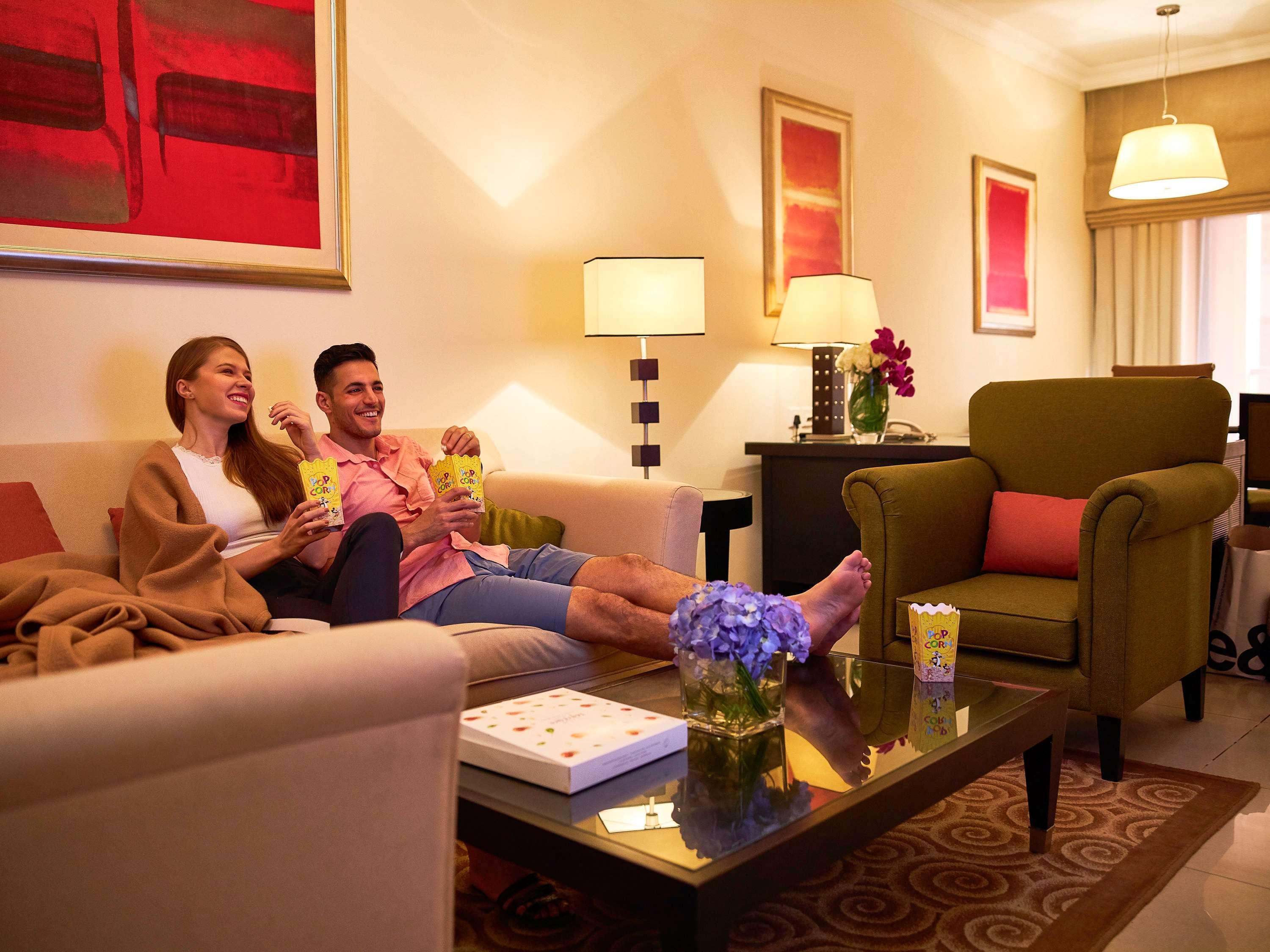 Mercure Hotel Apartments Dubai Barsha Heights Ngoại thất bức ảnh