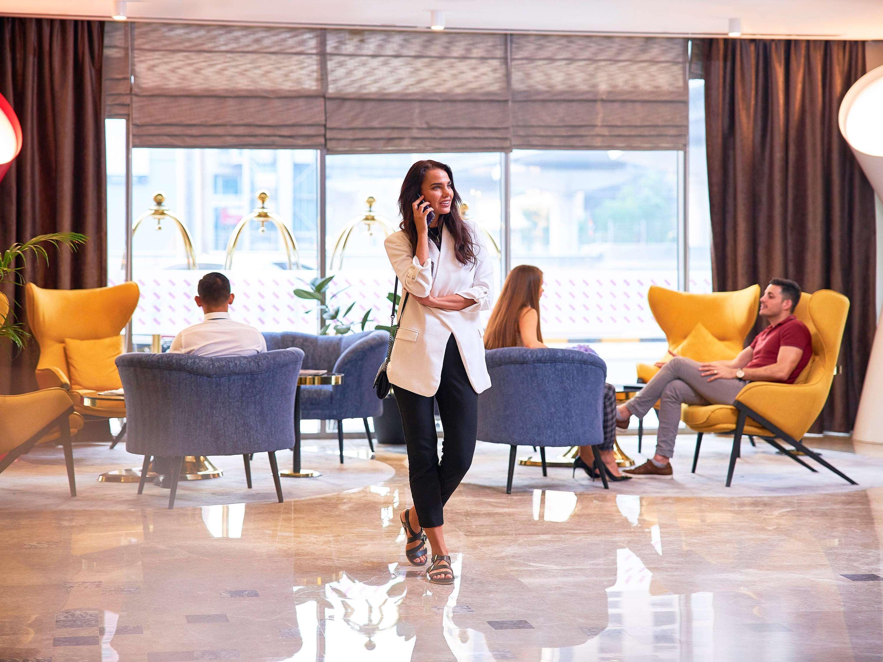 Mercure Hotel Apartments Dubai Barsha Heights Ngoại thất bức ảnh